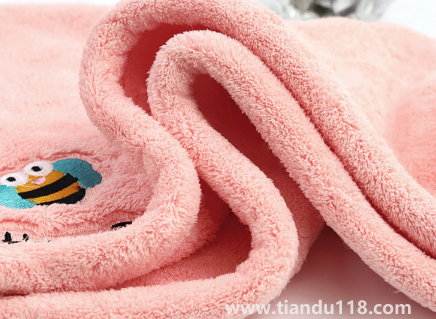 頭罩型干發(fā)帽怎么戴(家里有吹風(fēng)機還有必要買干發(fā)帽嗎)(圖3) 頭罩型干發(fā)帽怎么戴 3