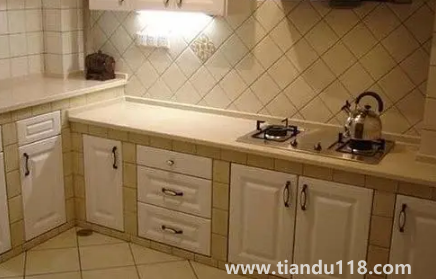 灶臺(tái)朝西怎么辦（灶臺(tái)坐西朝東好不好）