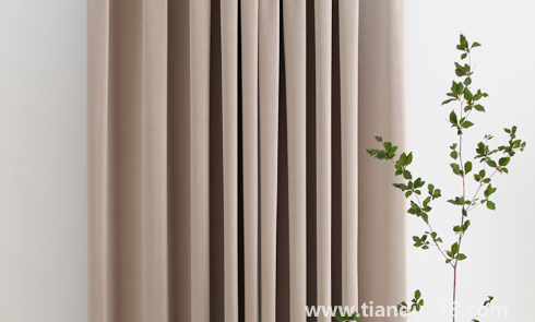 隔熱窗簾真的隔熱嗎（選購(gòu)隔熱窗簾技巧）