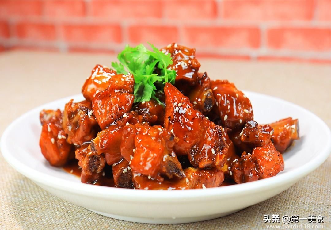 糖醋排骨的做法（糖醋排骨怎么做）(圖1)