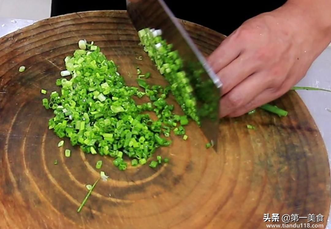 家常酸菜魚的做法（家常酸菜魚怎么做）(圖7)