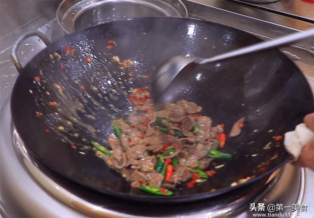 炒豬肝的做法(新鮮豬肝怎么炒好吃)(圖12) 炒豬肝的做法(新鮮豬肝怎么炒好吃)(圖12)