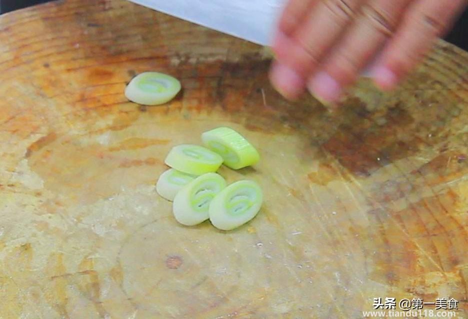 紅燒豬蹄的做法（紅燒豬蹄怎么做）(圖3)