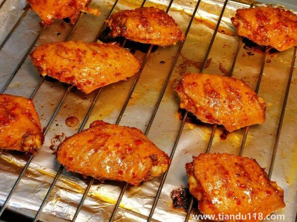 烤雞翅的做法(烤雞翅怎么做)(圖1) 烤雞翅的做法(烤雞翅怎么做)(圖1)
