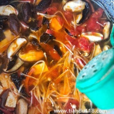 酸辣湯的做法（酸辣湯怎么做）(圖7)