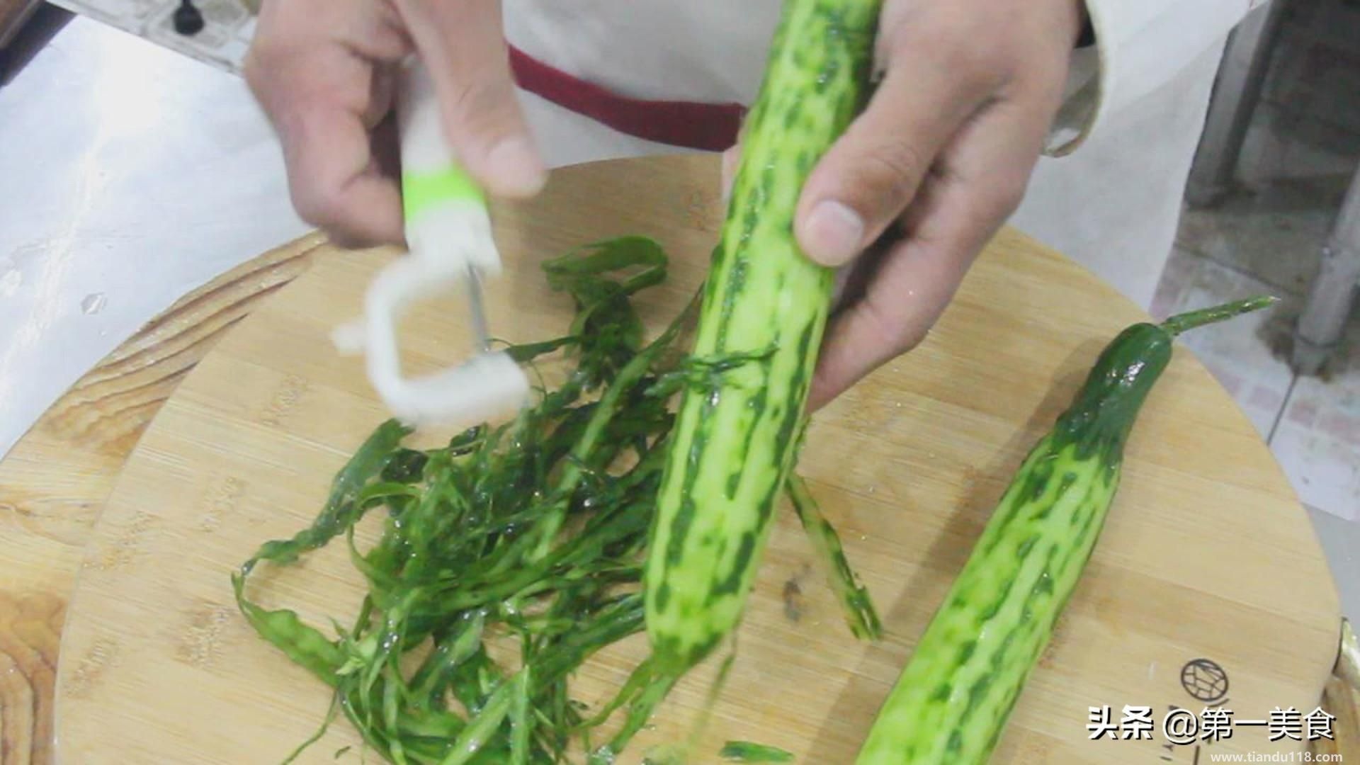 涼拌黃瓜的做法(涼拌黃瓜怎么做)(圖2) 涼拌黃瓜的做法(涼拌黃瓜怎么做)(圖2)