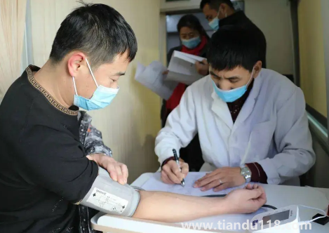 2022大學(xué)新生入學(xué)體檢能檢查出艾滋病嗎(大學(xué)生入學(xué)體檢查出艾滋會被退學(xué)嗎)(圖3) 2022大學(xué)新生入學(xué)體檢能檢查出艾滋病嗎3