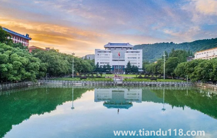 貧困證明在大學(xué)能拿到貧困金嗎(貧困證明在大學(xué)給多少錢)(圖3) 貧困證明在大學(xué)能拿到貧困金嗎3