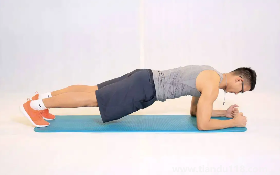 平板支撐一次多長時間有效果3