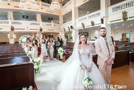 新娘進門不能超過幾點(新娘進門時間是怎么選的)(圖2) 新娘進門不能超過幾點2