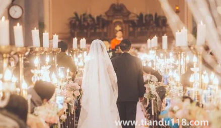 新娘中午是不是必須中午12點(diǎn)前進(jìn)門（結(jié)婚進(jìn)門時(shí)辰過(guò)了有什么影響）