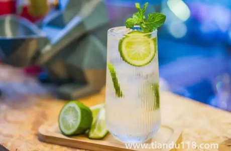 鴨屎香檸檬茶是什么茶底(鴨屎香檸檬茶茶底怎么調(diào))(圖1) 鴨屎香檸檬茶是什么茶底1