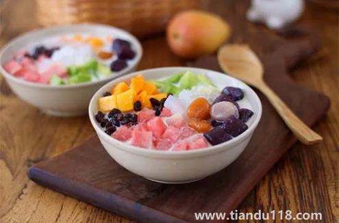 水果撈是自己選水果嗎（水果撈怎么做）