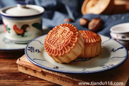 坐飛機(jī)可以帶月餅禮盒嗎1