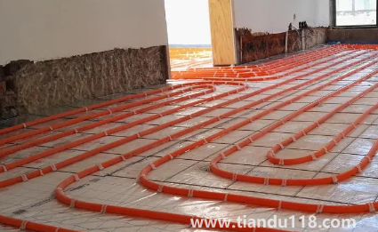 集中供暖是地暖還是暖氣片1