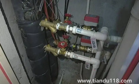 集中供暖一半熱一半不熱怎么回事3