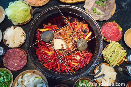 超市買火鍋食材劃算嗎(超市的火鍋食材有哪些)(圖1) 超市買火鍋食材劃算嗎1