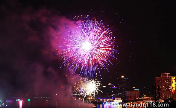 2022年國慶節(jié)會(huì)不會(huì)放焰火3