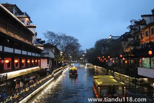 2022年南京冷下來得幾月2