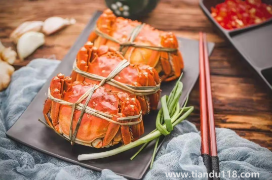 螃蟹水煮和清蒸的區(qū)別1