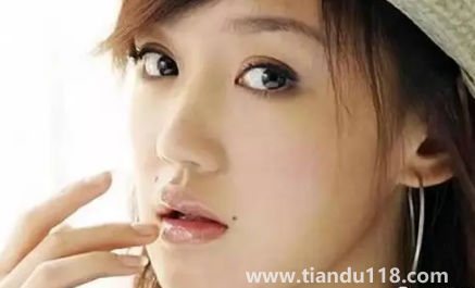 嘴角上面的痣可以點掉嗎(臉上有痣有必要點掉嗎)(圖3) 嘴角上面的痣可以點掉嗎3