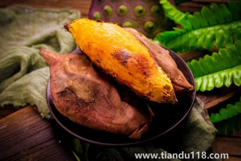 空氣炸鍋烤紅薯需要切開(kāi)嗎3