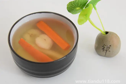 甘蔗煮水是吃甘蔗還是喝水(甘蔗煮水的做法)(圖3) 甘蔗煮水是吃甘蔗還是喝水3