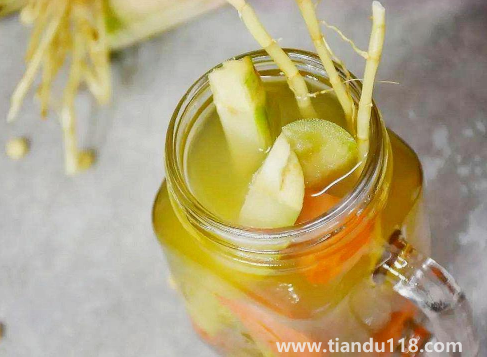 甘蔗和冰糖一起煮水的功效與作用(吃甘蔗的注意事項)(圖3) 甘蔗和冰糖一起煮水的功效與作用3