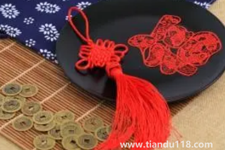 一進門看見中國結(jié)好嗎2