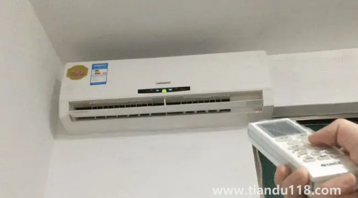 空調(diào)秋天怎么收氟(秋天空調(diào)制熱多少度合適省電)(圖2) 空調(diào)秋天怎么收氟2