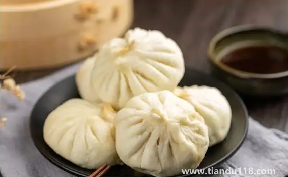 蒸包子放水應該多還是少3