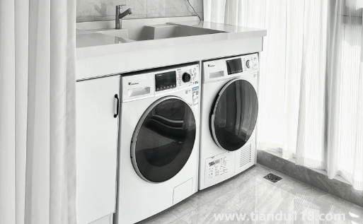 租客洗衣機(jī)用了一年壞了誰負(fù)責(zé)1