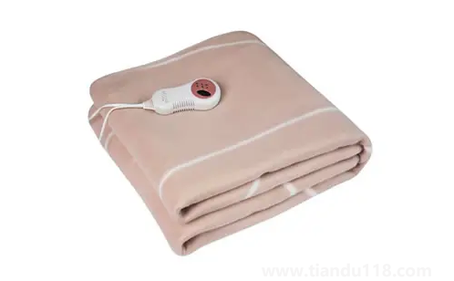 電熱毯被煙頭燙個(gè)洞還能用嗎1