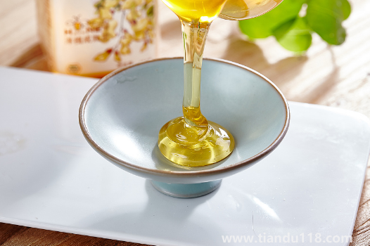 蜂蜜顏色深的好還是淺的好1