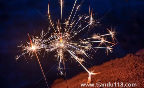 煙花仙女棒可以網(wǎng)購(gòu)嗎（仙女棒屬于禁止燃放的煙花嗎）